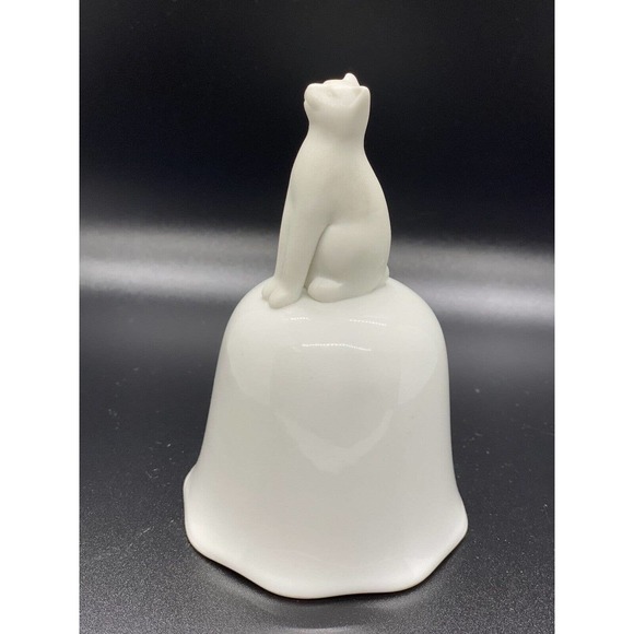 VINTAGE CROWNING TOUCH JAPAN PORCELAIN BELL WHITE BISQUE CAT HANDLE, ORIG LABEL - Picture 5 of 10